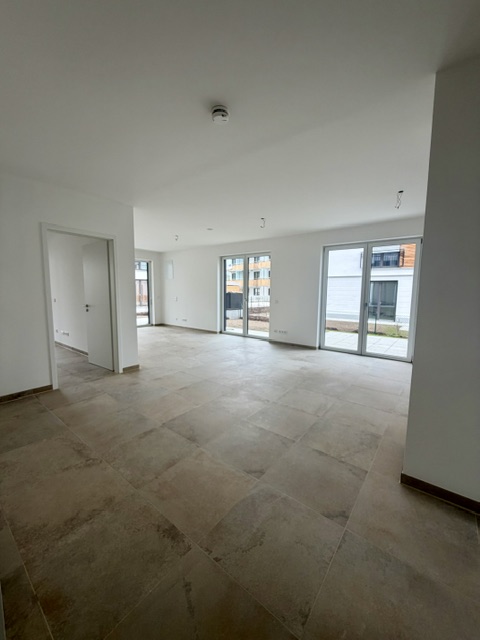 3 Zimmer Terrassenwohnung in herrlicher Lage im Oberland -Neubau- – Bild 2