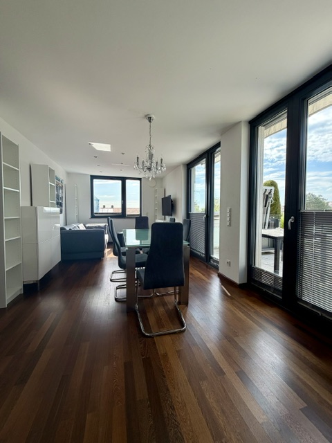 Dachterrassenwohnung in exponierter Lage am Starnberger See – Bild 4